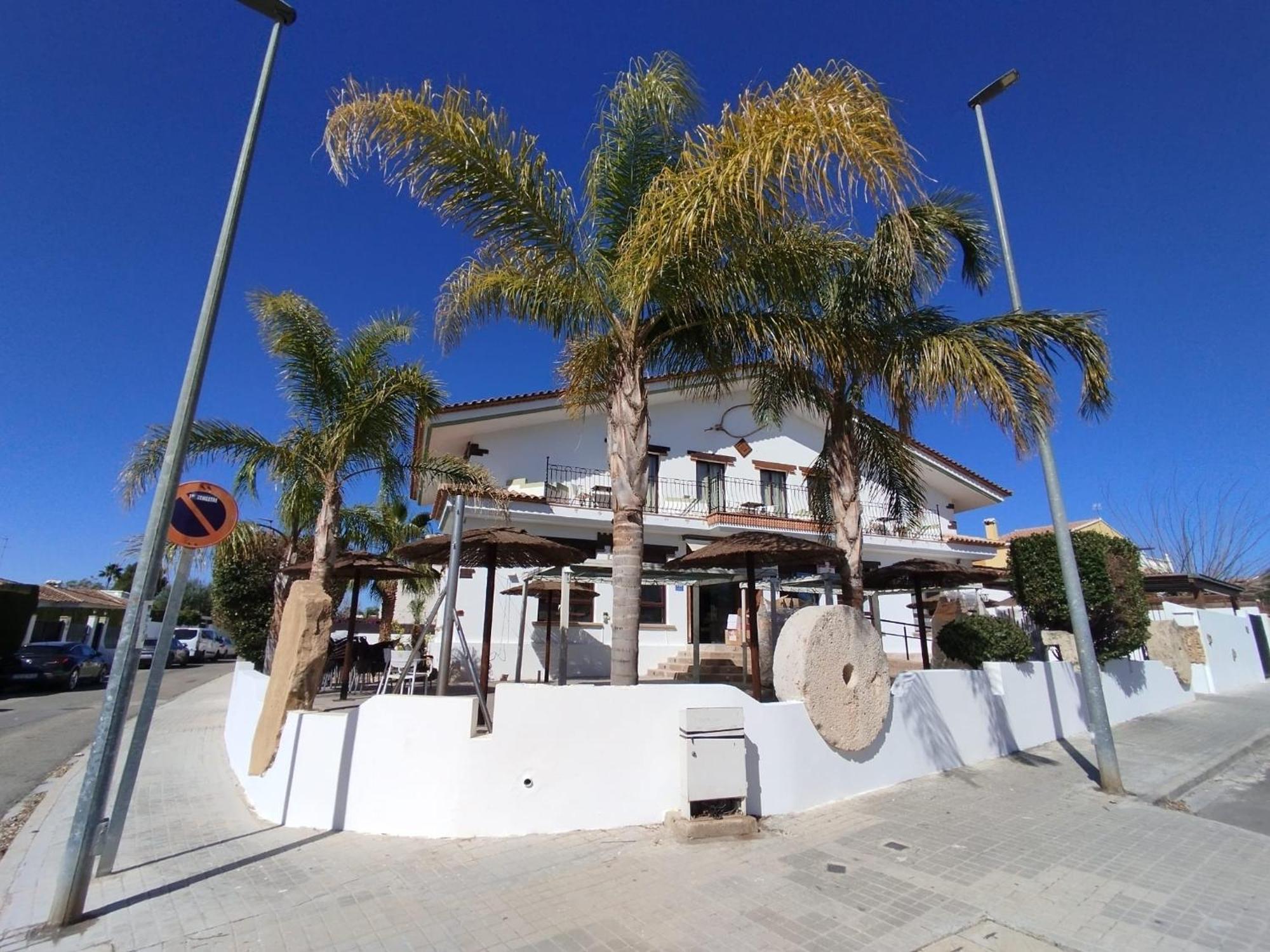 Hostal Espai Mediterrani Puebla de Vallbona Luaran gambar